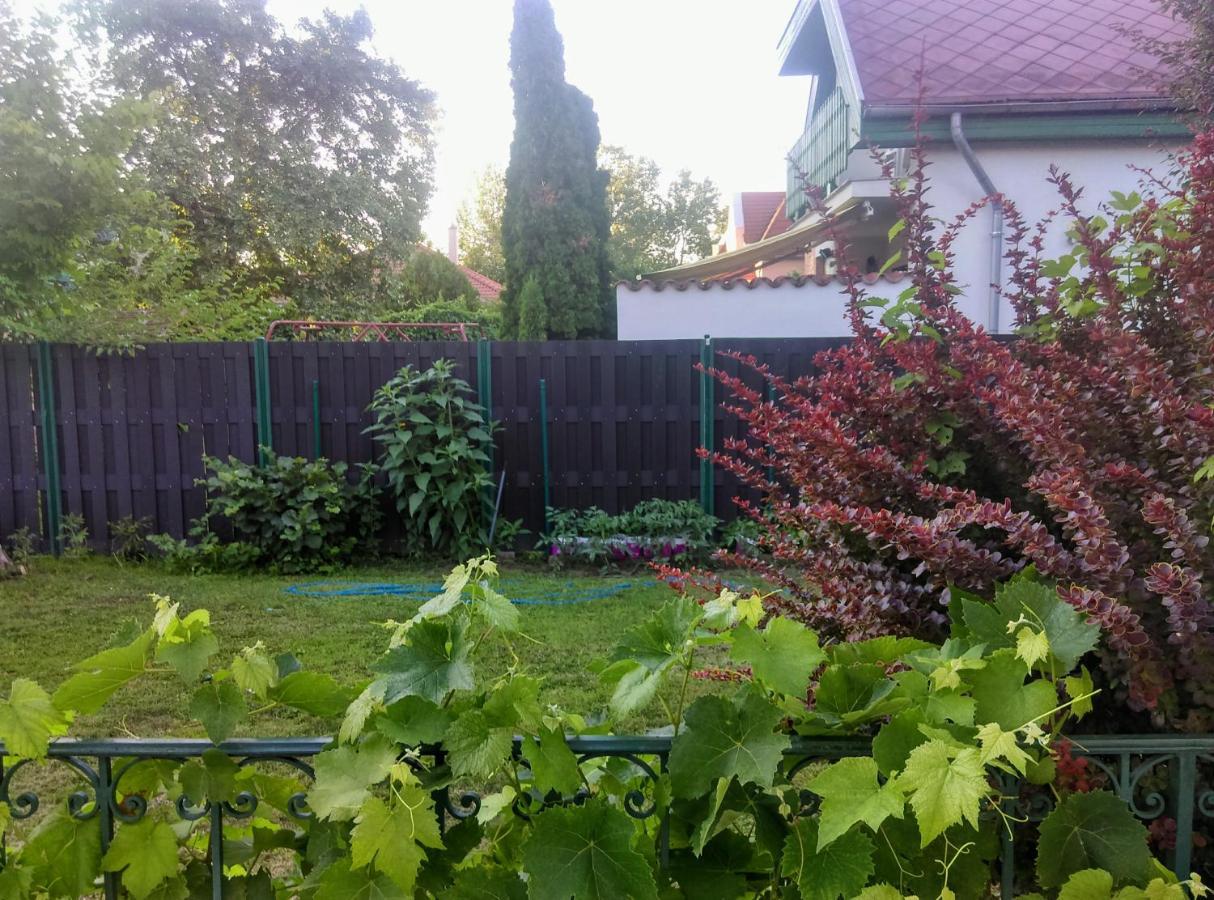 Fesztival Nyaralohaz Apartment Zamardi Bagian luar foto