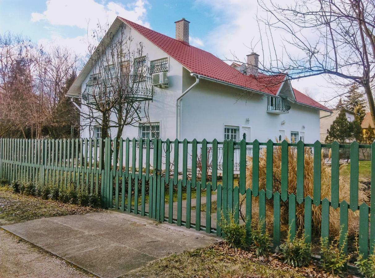 Fesztival Nyaralohaz Apartment Zamardi Bagian luar foto